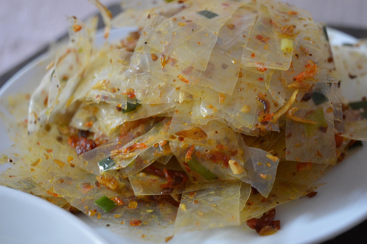 探索美食小吃的制作艺术，传统与创新的融合